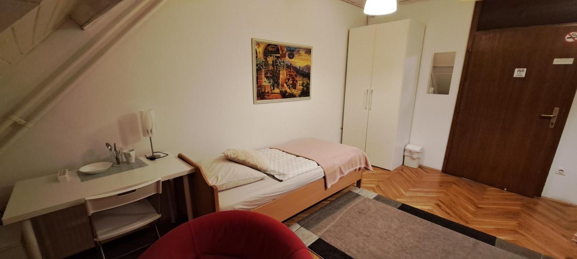 לובליאנה Viksi Hostel חדר תמונה